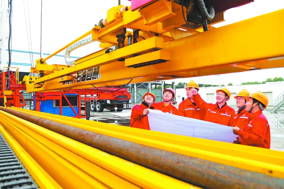 推进“两深一非一老” 石油工程技术装备创新发展